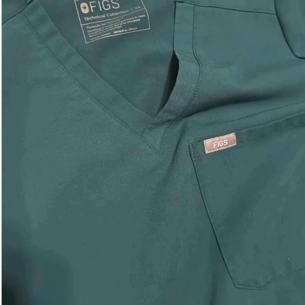 Figs Scrub Set - image 4